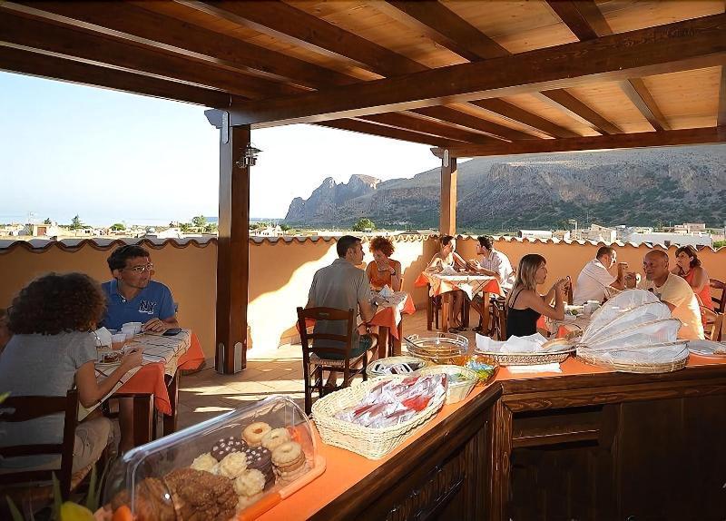 Baia Santa Margherita Bed & Breakfast Castelluzzo